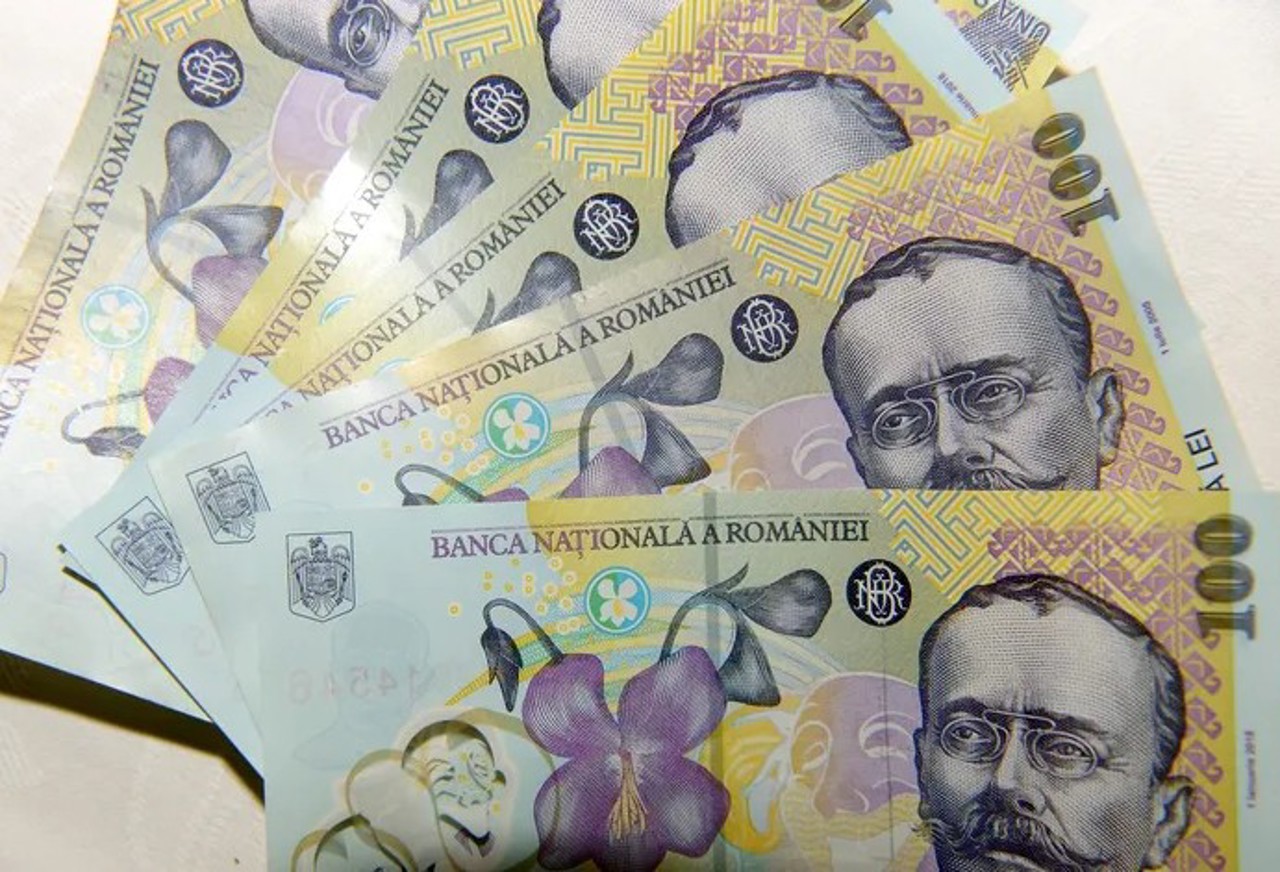 Moldovenii care au rămas fără buletine românești nu vor putea ridica alocațiile pentru copii, acordate de România