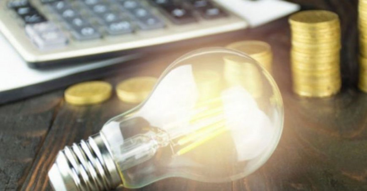 Energia electrică s-ar putea scumpi cu până la 15%. Motivul, explicat de directorul ANRE 