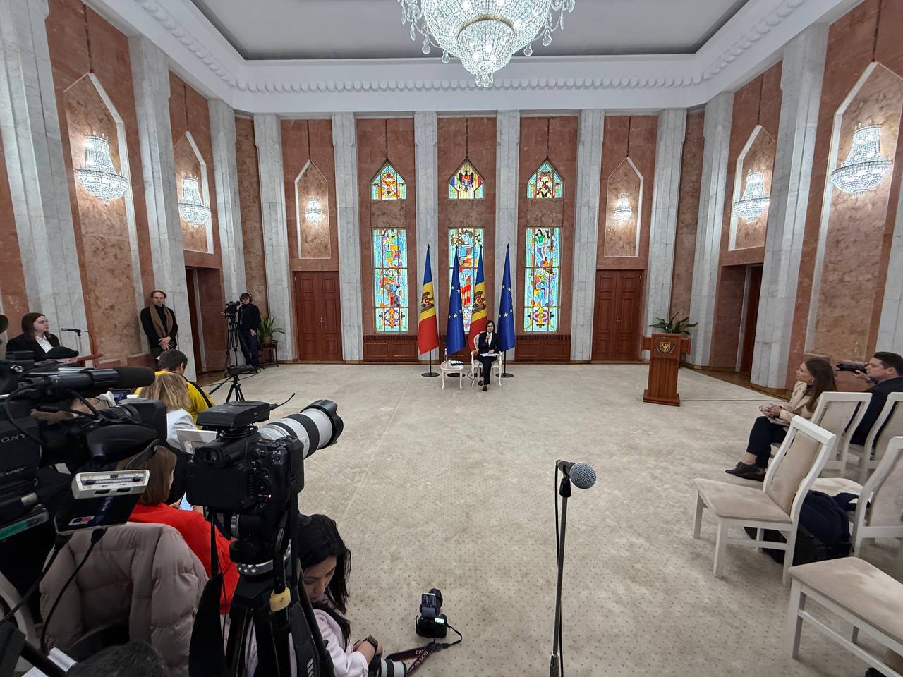 Președinta R. Moldova: O pace care i-ar asigura Kremlinului timp să-și consolideze forțele este „o noutate proastă pentru toată lumea” 