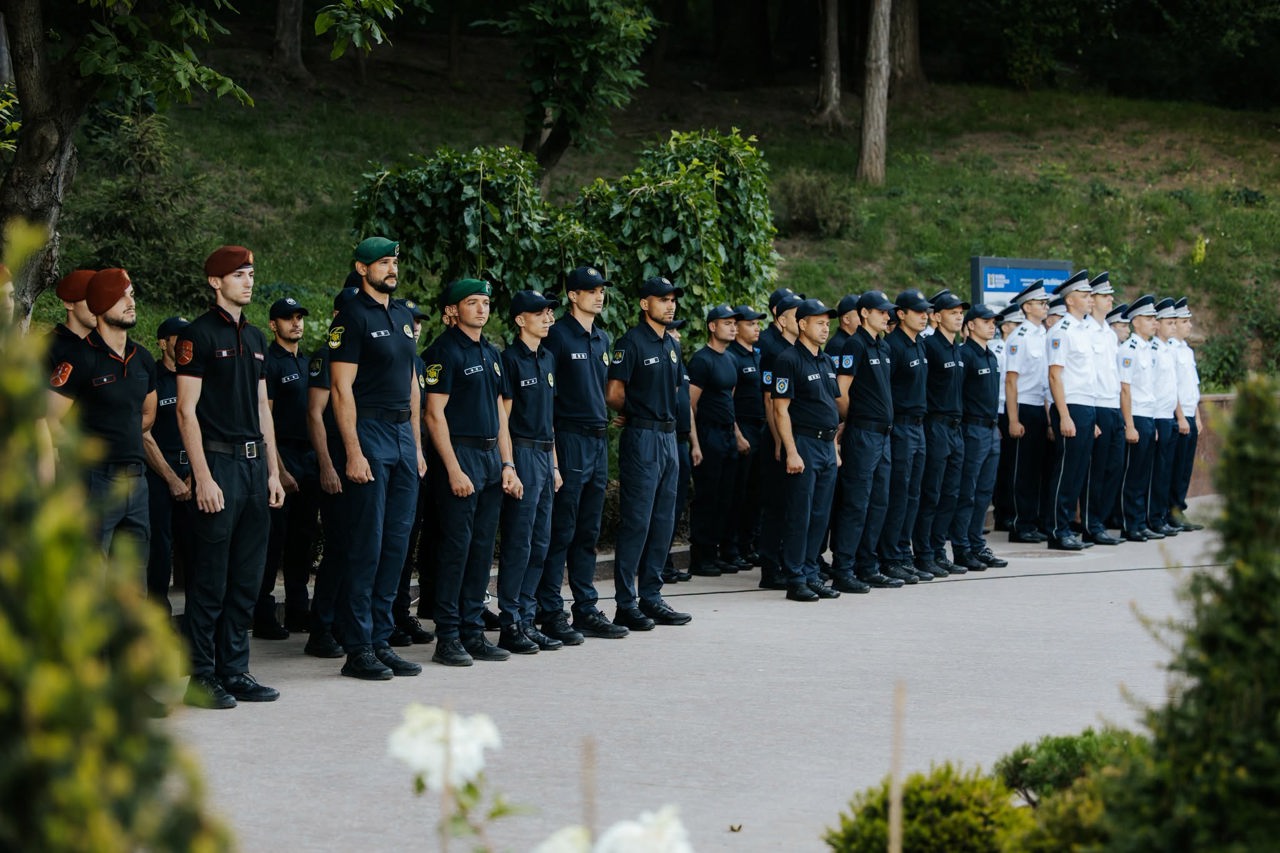 Majorări salariale de până la 30% pentru angajații MAI. Specialiștii IT și criminaliștii ar putea primi și mai mult