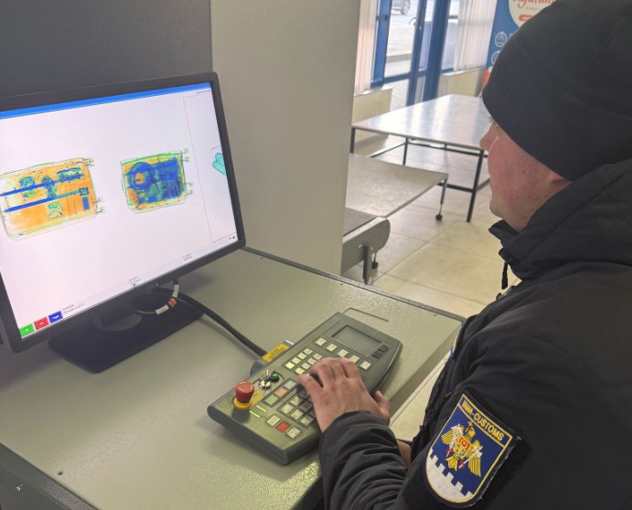 Ukrainian attempts to enter Moldova with six suspected gold bars