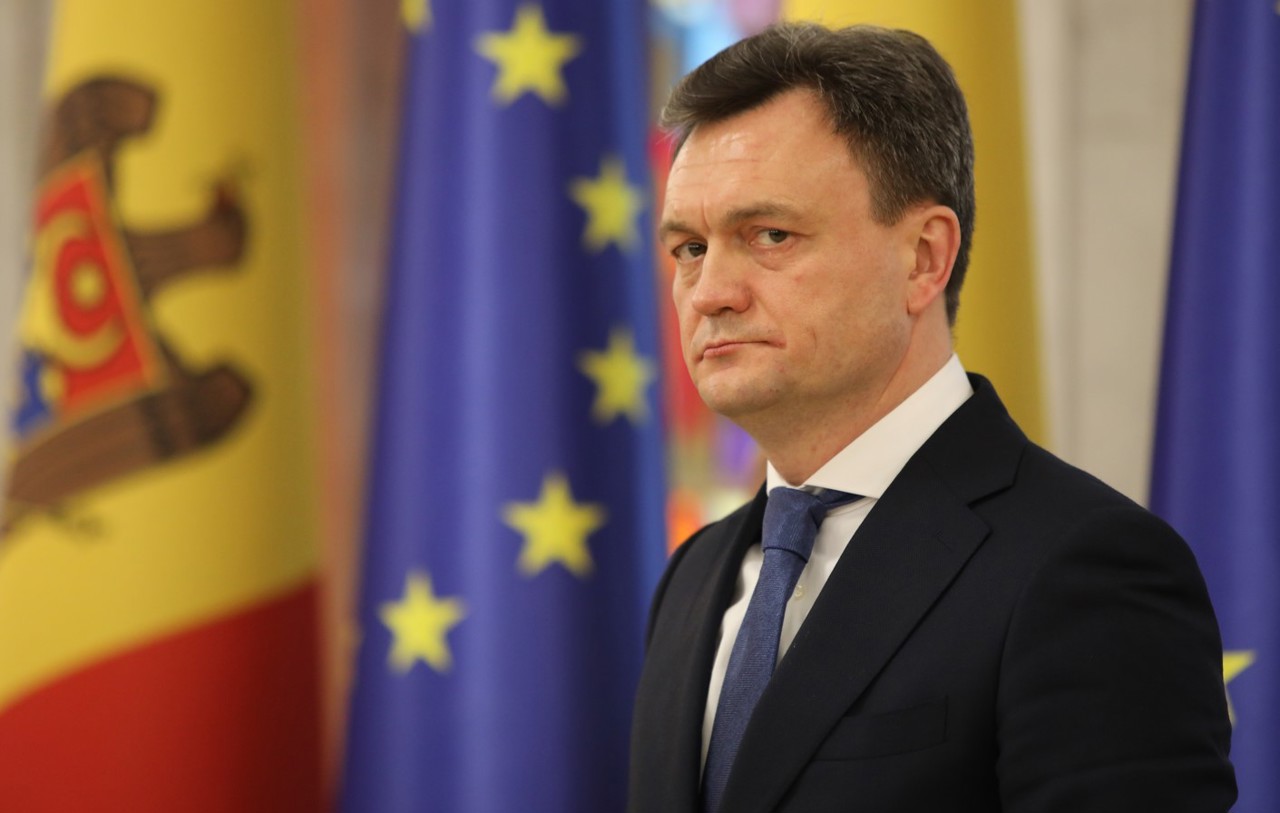 Moldovan government to continue to stand up to Russia