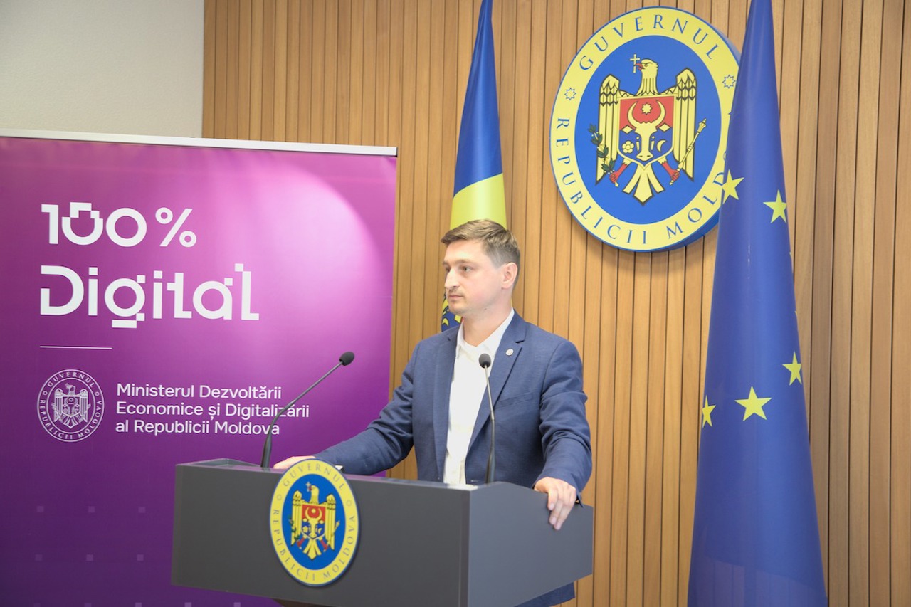 Principalele documente ale cetățenilor moldoveni vor fi disponibile pe telefonul mobil, în aplicația EVO 