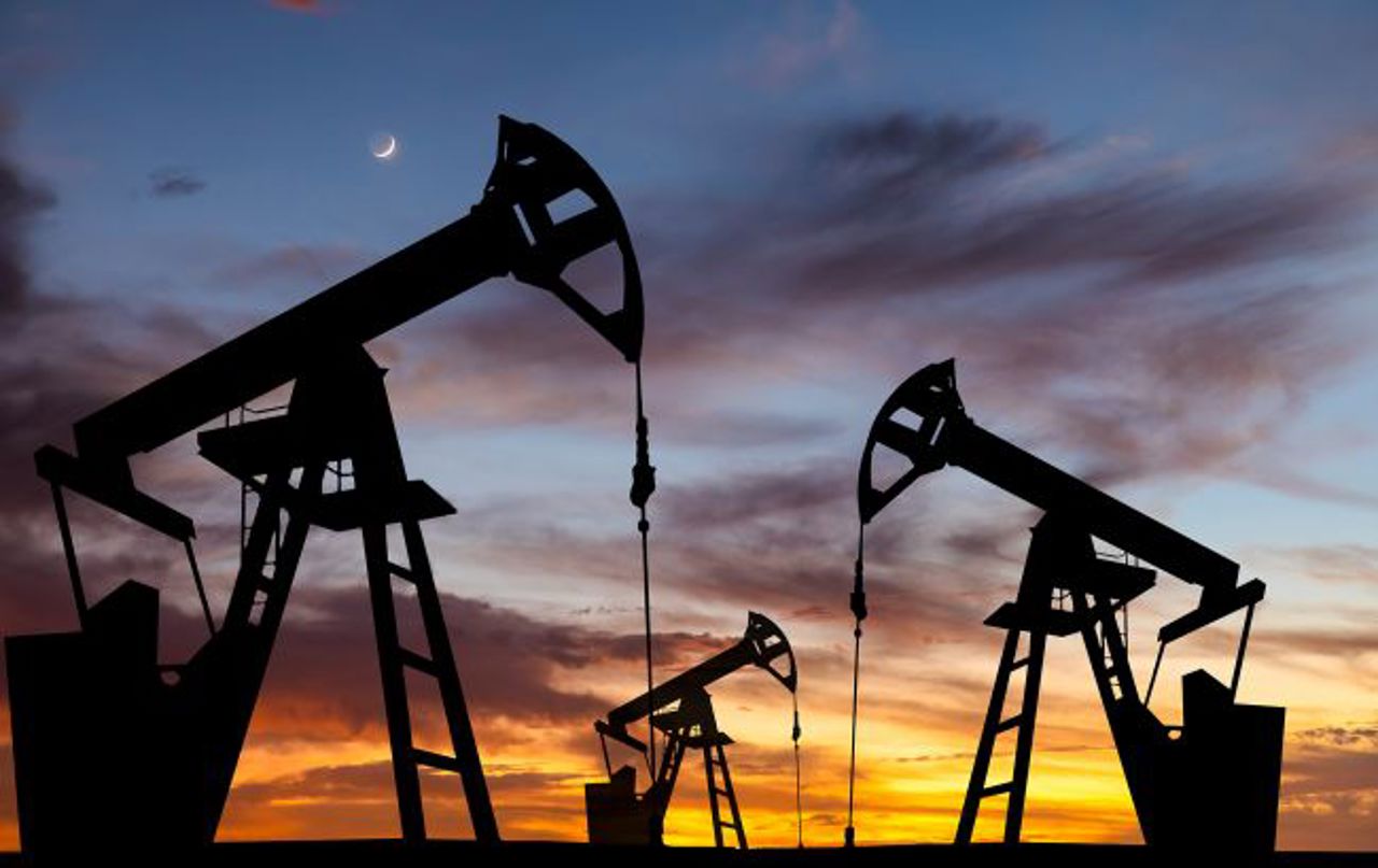 Washingtonul permite vânzarea petrolului rusesc aflat pe mare, în plină criză energetică globală