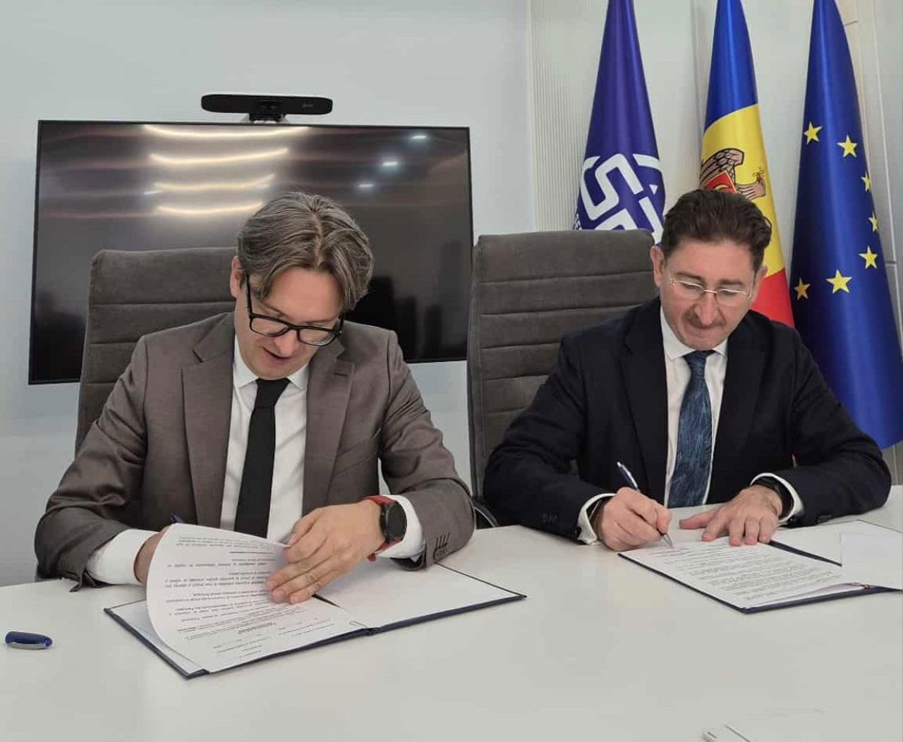 Moldovenii vor beneficia de servicii publice la standarde europene: ASP și Consiliul Concurenței din România au semnat un Memorandum de colaborare