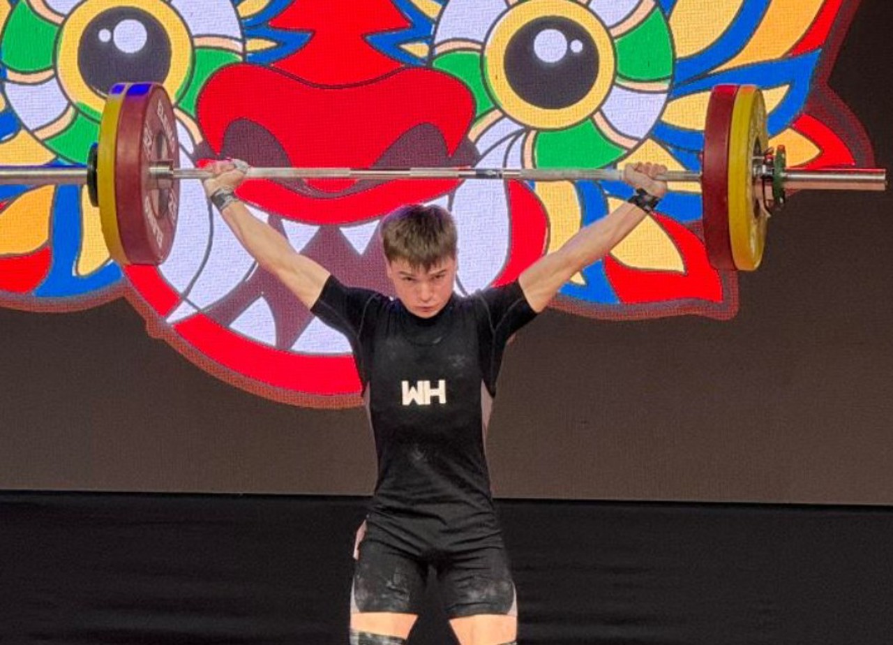 Frumoasa poveste a halterofilului moldovean Dan Secrieru, care la doar 17 ani face senzație pe arena internațională
