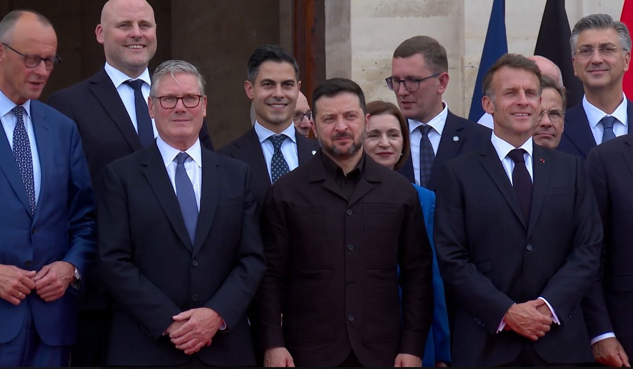Volodimir Zelenski și Maia Sandu, prezenți la Paris pentru discuții privind securitatea Ucrainei