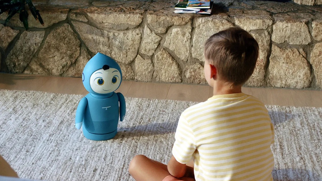 Prima jucărie cu inteligență artificială, creată în R. Moldova de un strat-up 