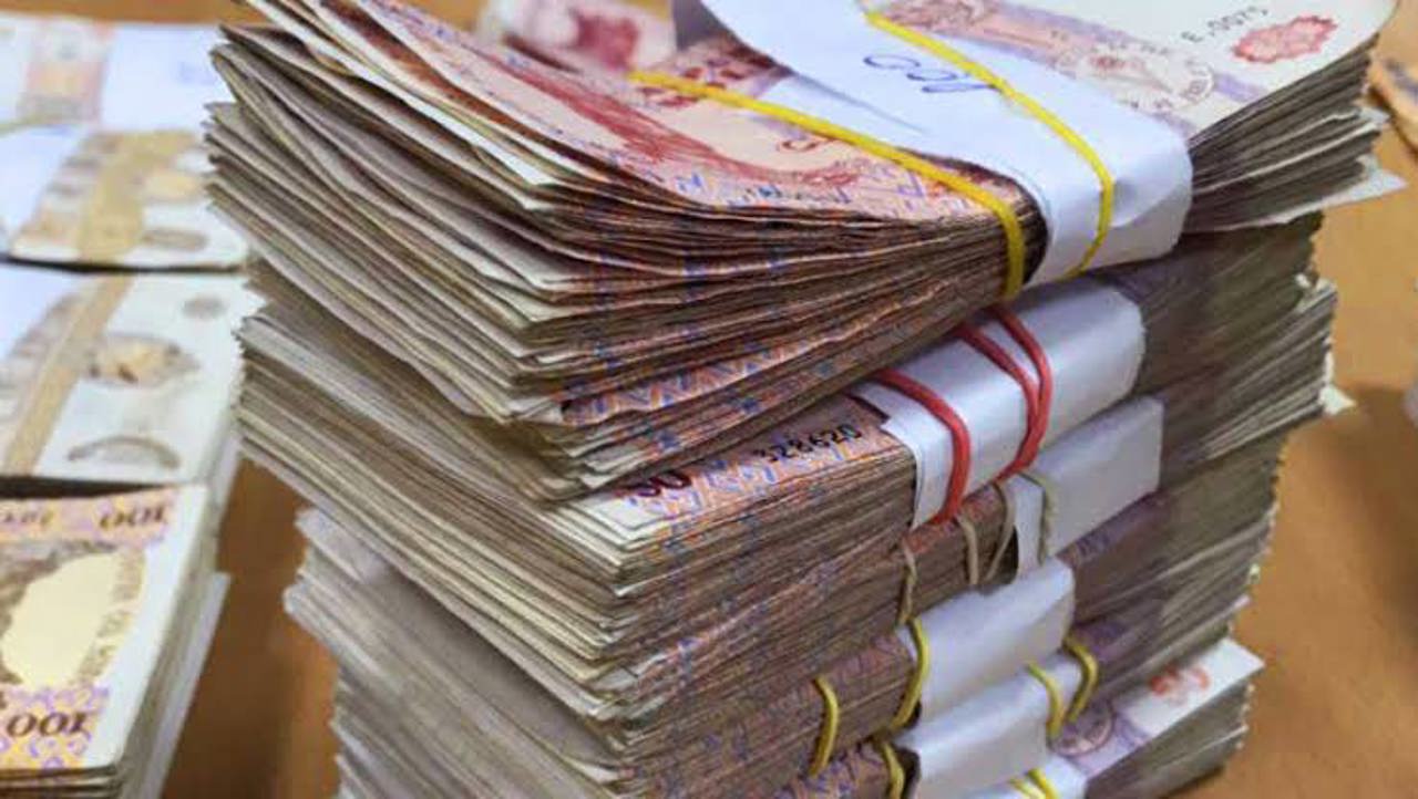 Credite de peste 8 miliarde de lei acordate într-o singură lună. Companiile au contractat cele mai multe împrumuturi