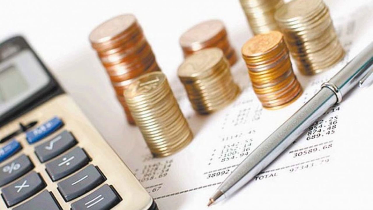 După rectificarea bugetară, deficitul rămâne neschimbat, dar Republica Moldova continuă să trăiască pe datorie