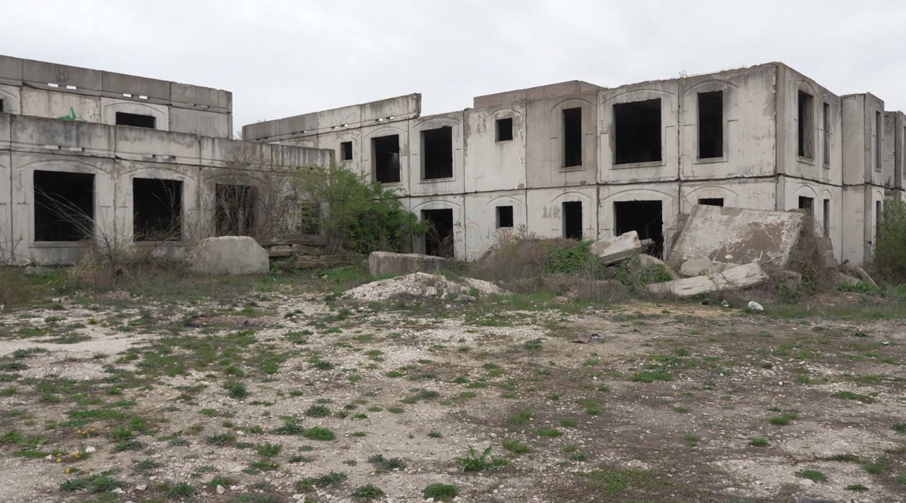 Clădirile lăsate în paragină, taxate mai dur: Măsură nouă la Strășeni pentru siguranța publică