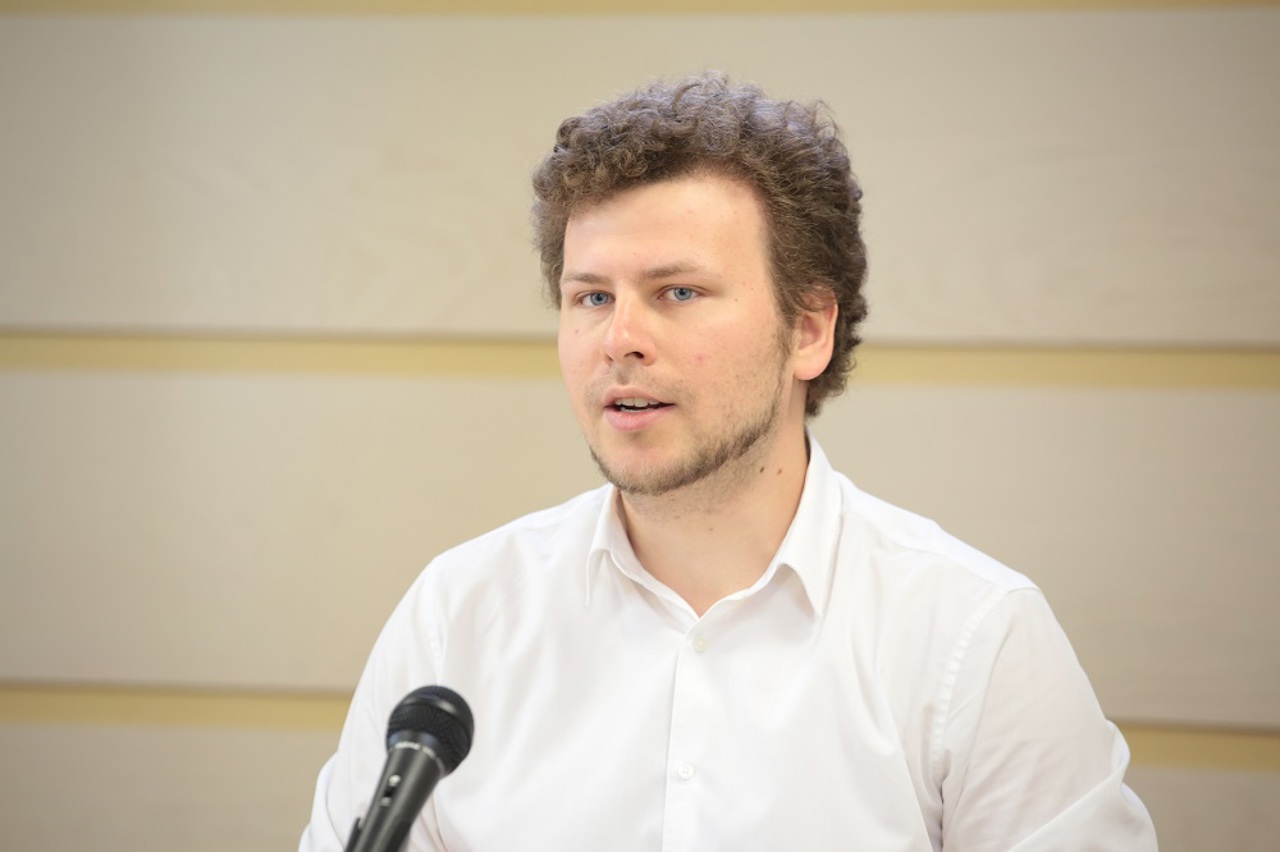 Ministrul Educației salută decizia autorităților de la Kiev de a renunța la sintagma „limba moldovenească”