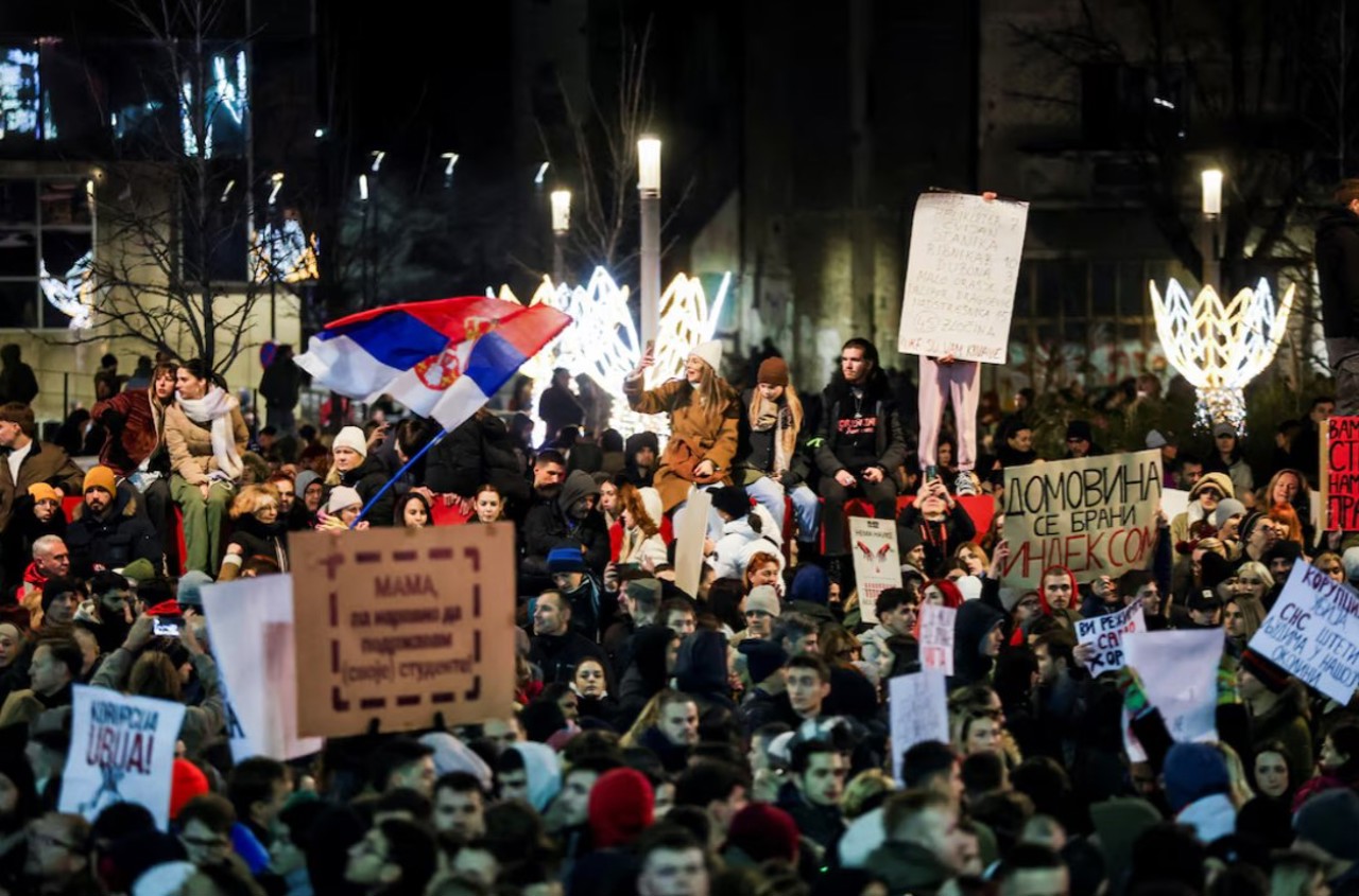 Protests erupt in Belgrade over deadly train station collapse