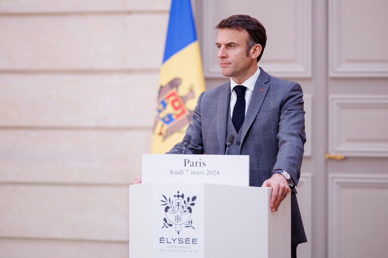 Emmanuel Macron a transmis un mesaj în limba română, în ajunul alegerilor din R. Moldova: „Uniți suntem mai puternici”