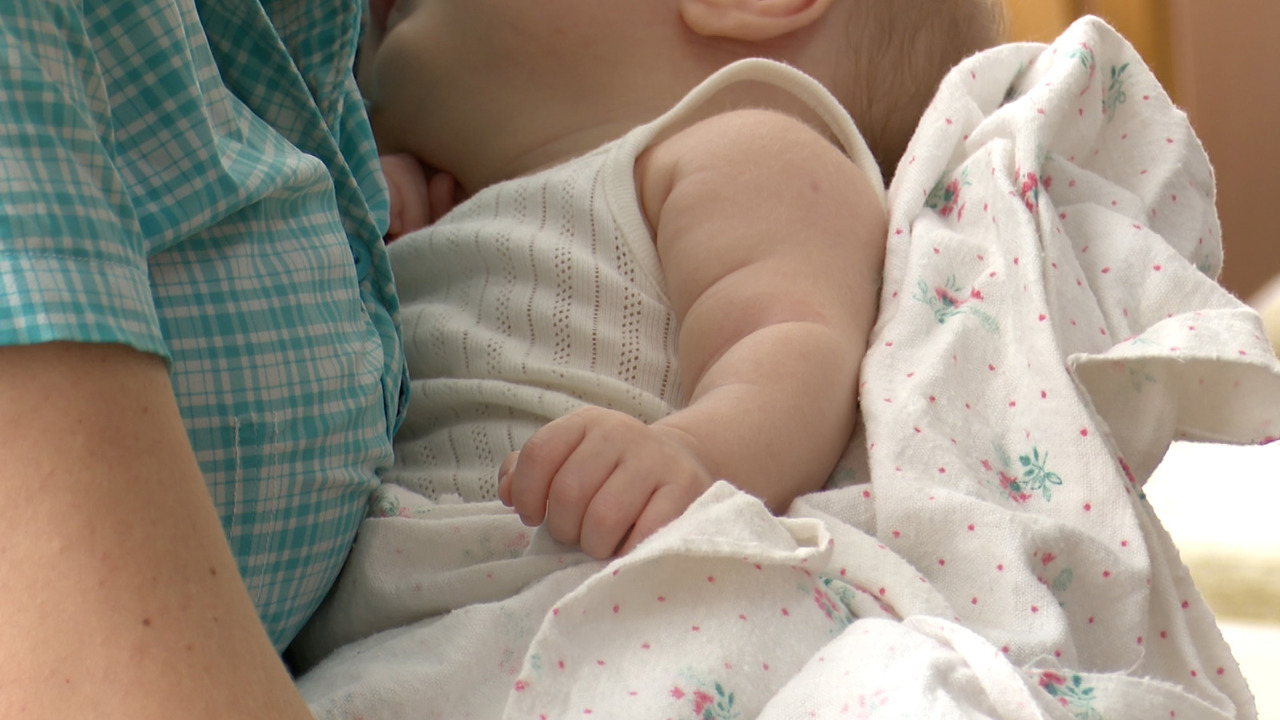 R. Moldova se apropie de standardele globale în domeniul alăptării, potrivit UNICEF