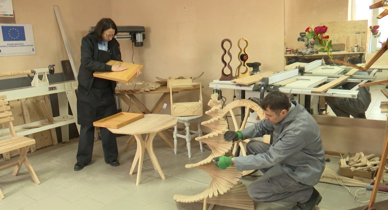 Investiție în tradiție: Atelierul fraților Donica rescrie viitorul meșteșugului la Rezina
