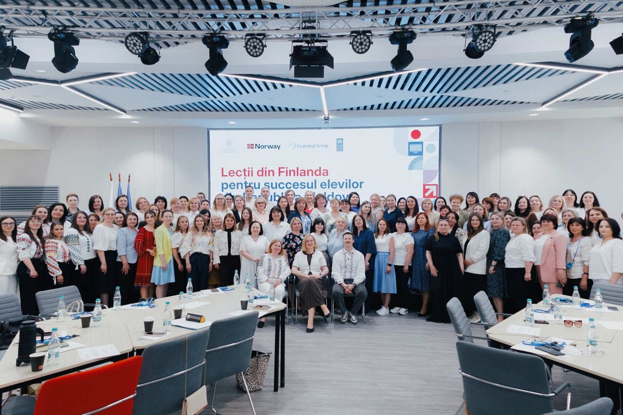 Finnish education model: Over 100 Moldovan teachers trained
