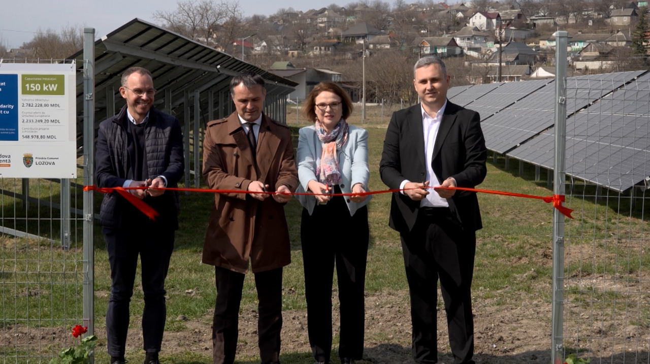 Satul Lozova economisește un milion de lei anual prin energie verde și tehnologie inteligentă