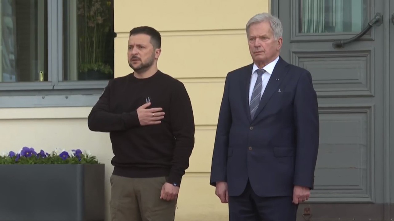 Президент Зеленский находится в Финляндии, где встретится с лидерами Северных стран