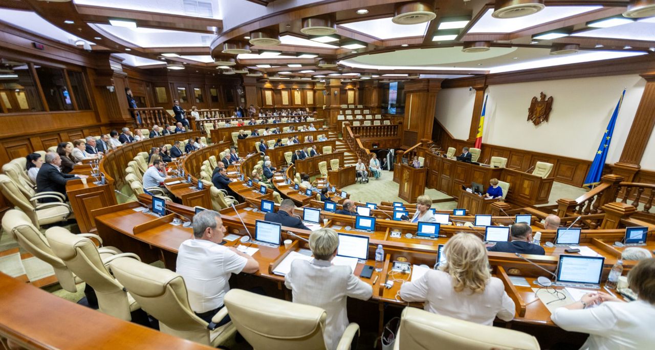 Bugetul de stat, rectificat în prima lectură