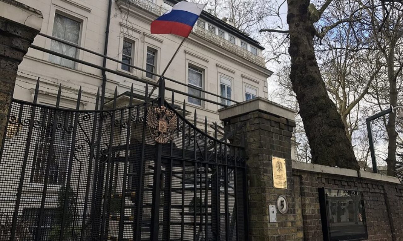 Un diplomat rus, declarat persoană „inacceptabilă” și obligat să părăsească România după încălcarea spațiului aerian național