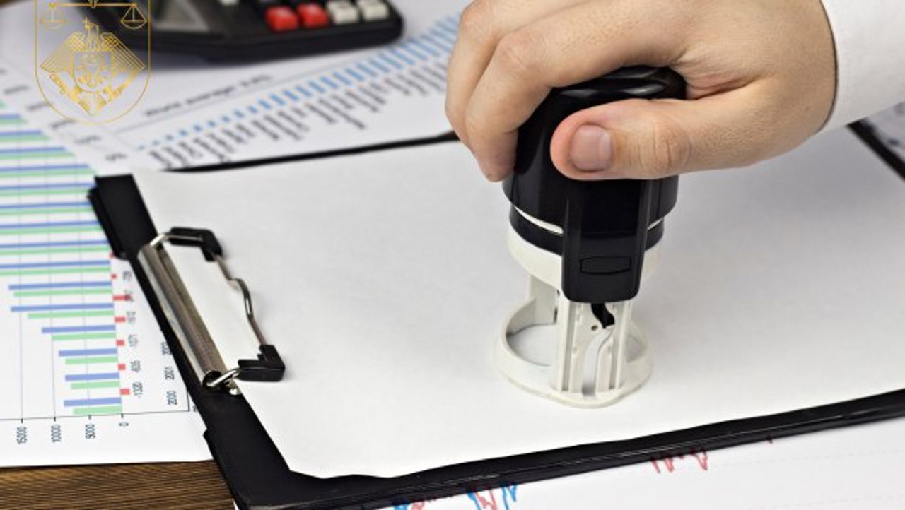 Administrator de firmă și contabilă, condamnați pentru delapidări de peste 1 milion de lei