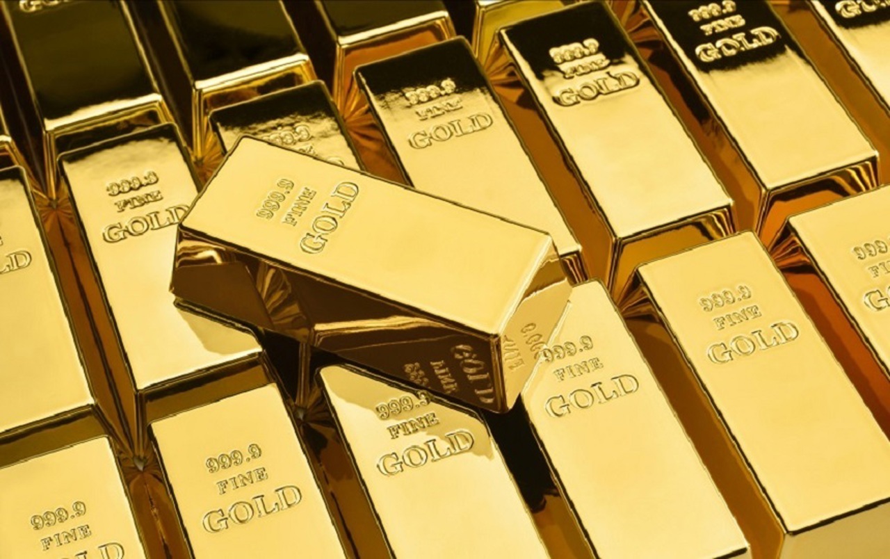 Precious metals tumble 5-10% amid Middle East energy shock