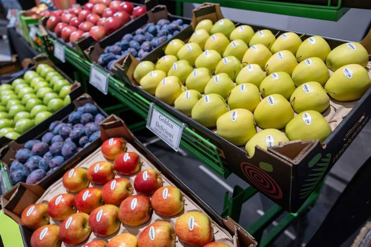 Agricultorii cer ca jumătate din produsele comercializate în magazine să fie de autohtone. Răspunsul autorităților