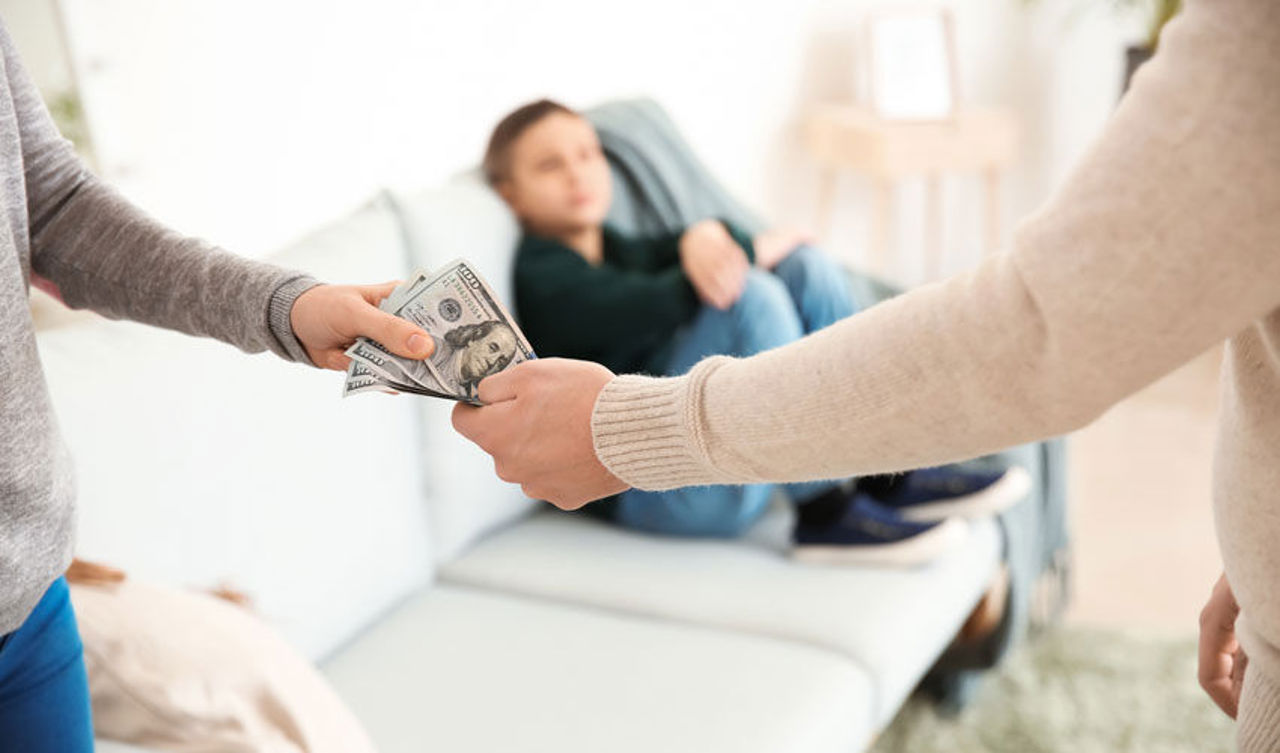 Proiect de lege: Pensii alimentare achitate lunar din bugetul de stat în locul părintelui datornic