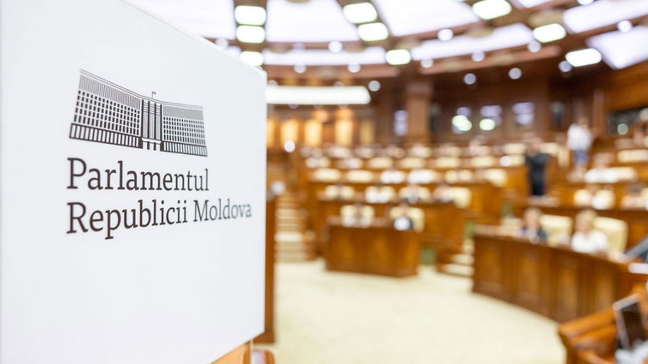 Noua strategie de comunicare a Parlamentului: Transparență, dialog și combaterea dezinformării