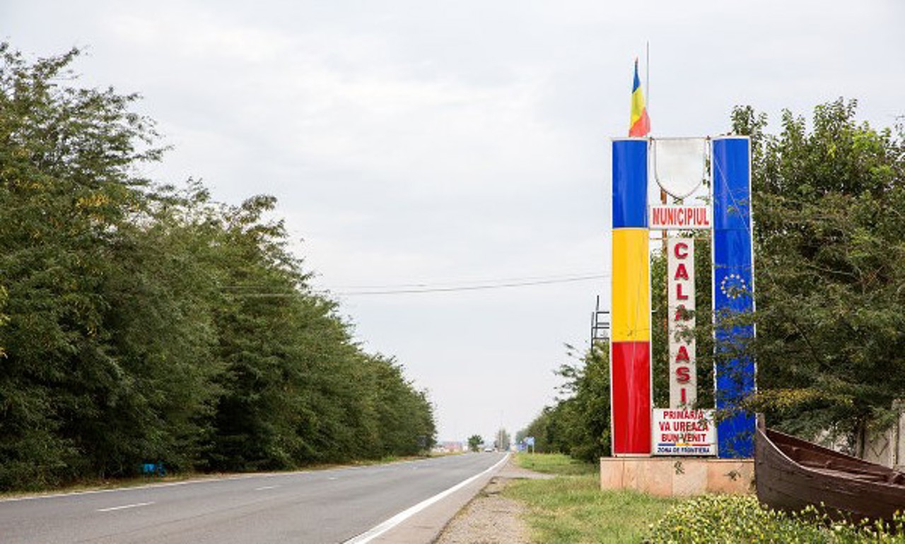 Locatarii unui bloc din Călărași vor să rezolve problema acoperișului prin programul FEERM: „Mai ales iarna ne afectează”