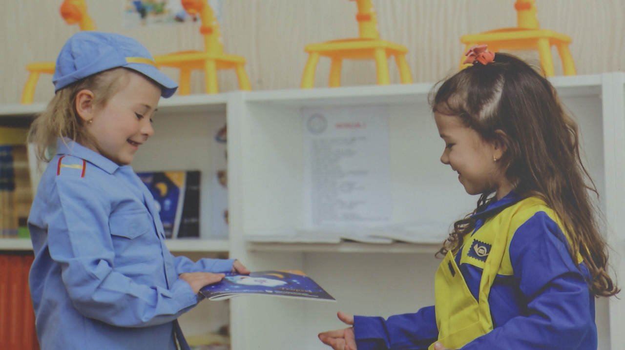 Lectura ca obicei zilnic: programul de povești pentru copii se extinde în toată țara