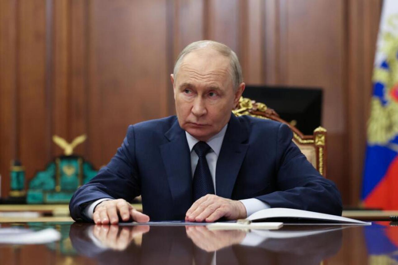 Kremlin weighs NATO base strikes as Ukraine conflict deepens