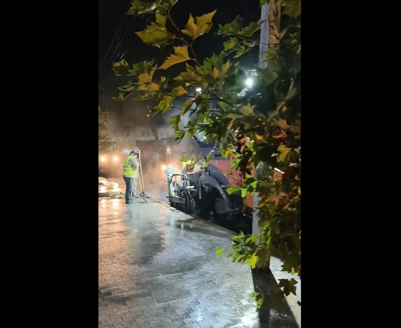 Asfaltare pe ploaie la Bălți. Lucrările de pe strada Pușkin, verificate de autorități