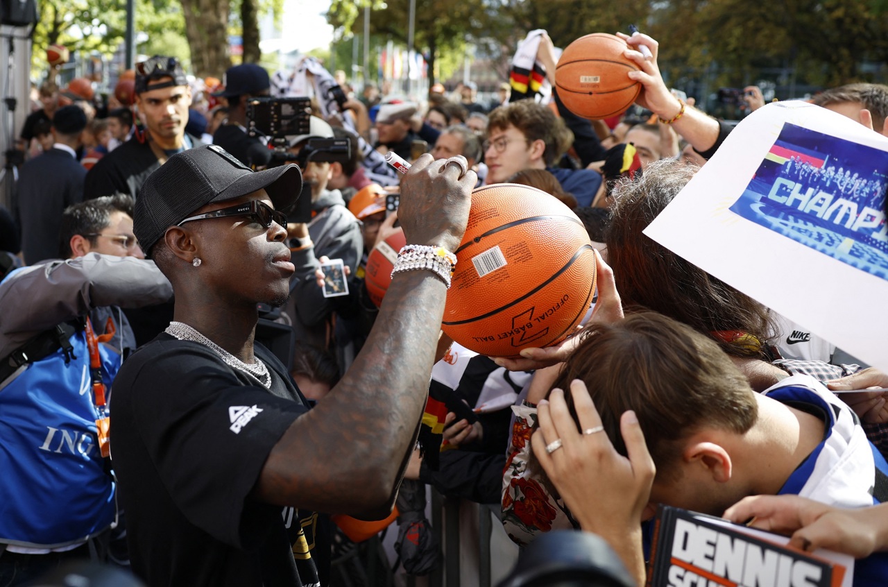Naționala Germaniei a sărbătorit acasă câștigarea Campionatului European de baschet masculin