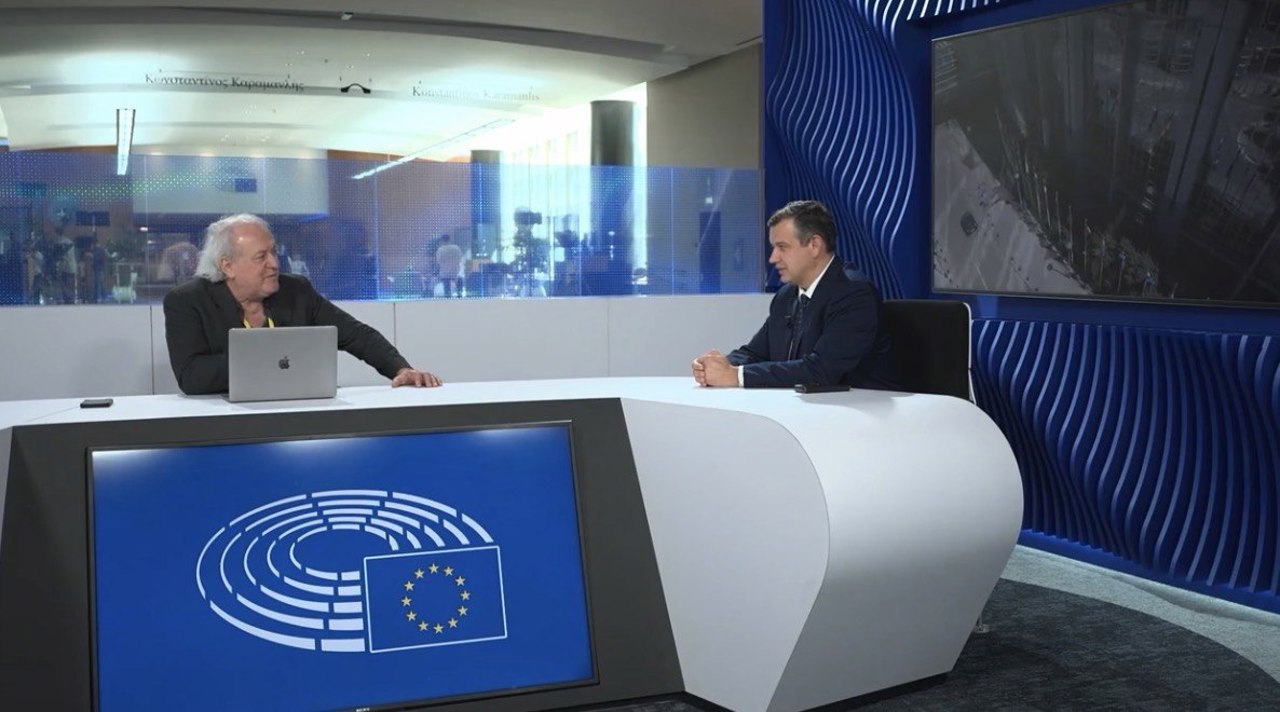 INTERVIURILE ALEXE | Eugen Tomac: Neutralitatea R. Moldova este compatibilă cu aderarea la UE