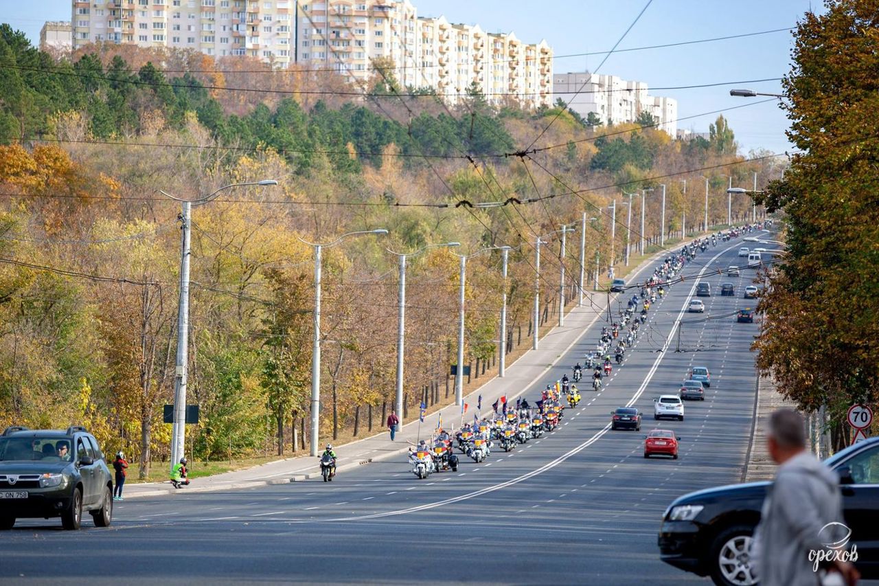 Atenție șoferi, se deschide sezonul motocicletelor! Circulația rutieră va fi sistată parțial în Chișinău