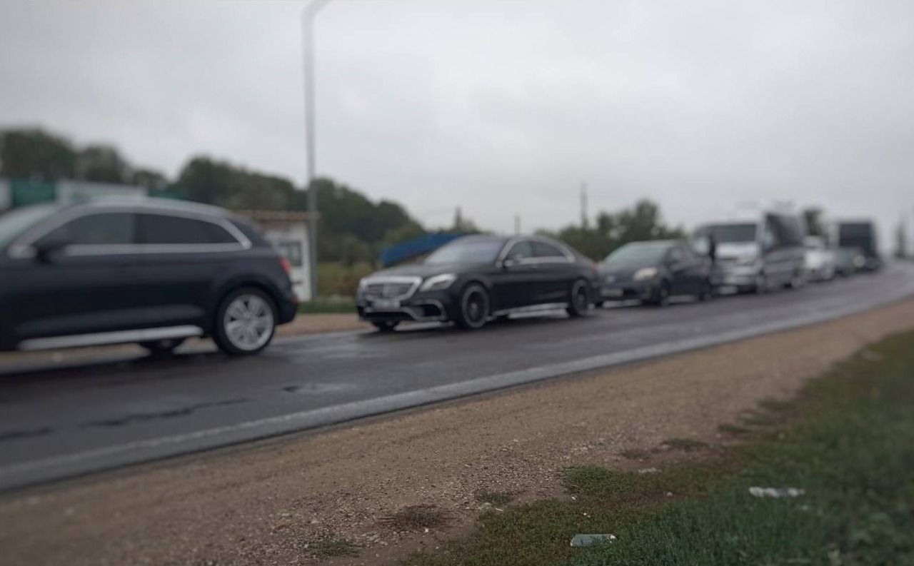 Trafic intens la Palanca. Poliția de Frontieră recomandă o alternativă