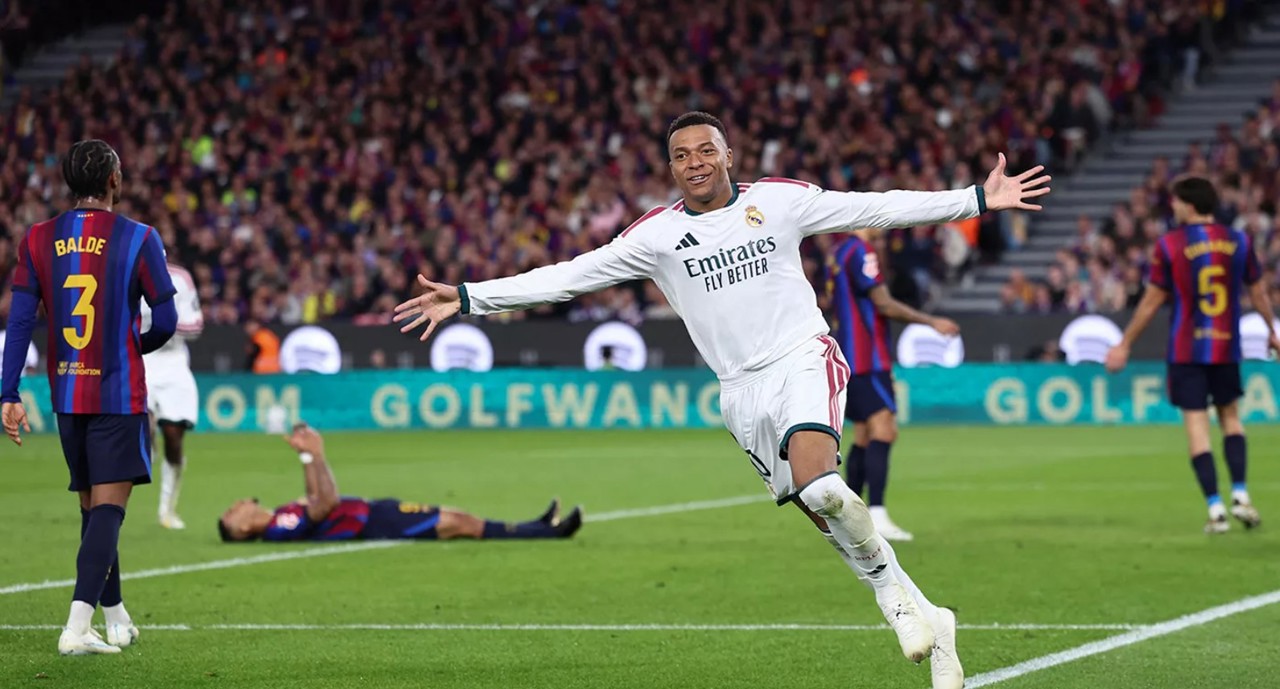  Real Madrid a câștigat primul El Clasico din acest sezon competițional! „Los Blancos" au învins marea lor rivală, FC Barcelona