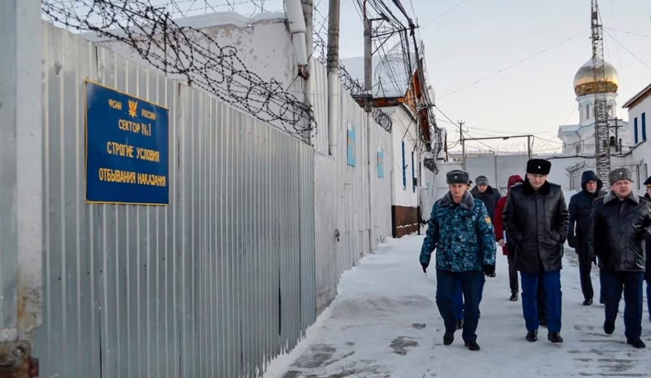 Londra sancționează șefii coloniei penitenciare unde a fost ucis Navalnîi
