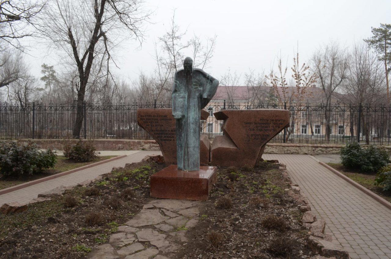 R. Moldova comemorează 85 de ani de la Holocaust: Expoziții, documentare, pietre memoriale și conferință internațională