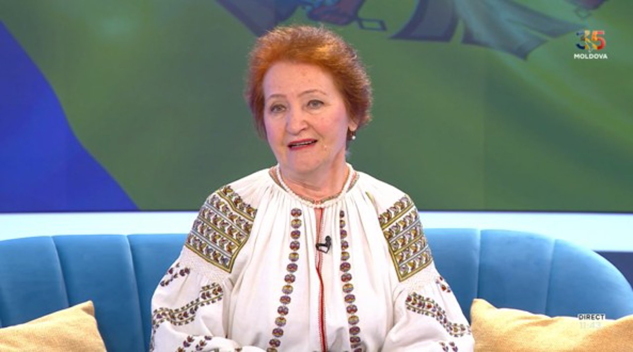Varvara Buzilă, despre evoluția costumului popular: „Are trecut, prezent și neapărat un viitor”*