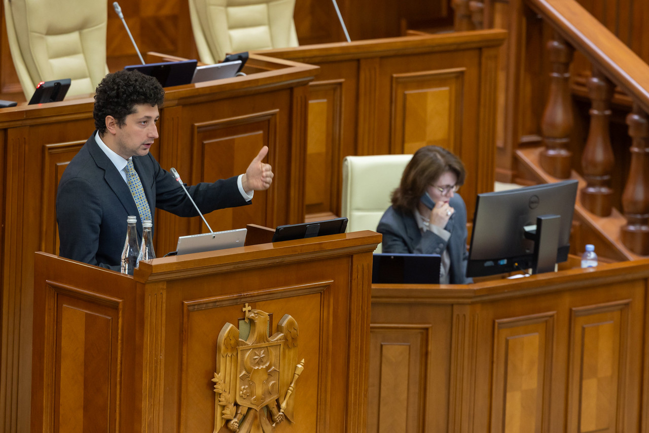 Parlamentul votează anularea scutirilor pentru transnistreni: Populația va fi susținută prin Fondul de convergență