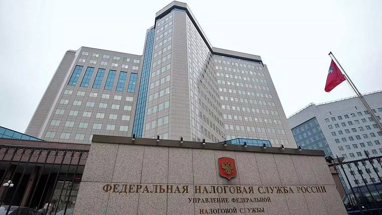 Russia's Tax Service slams businesses with record fines