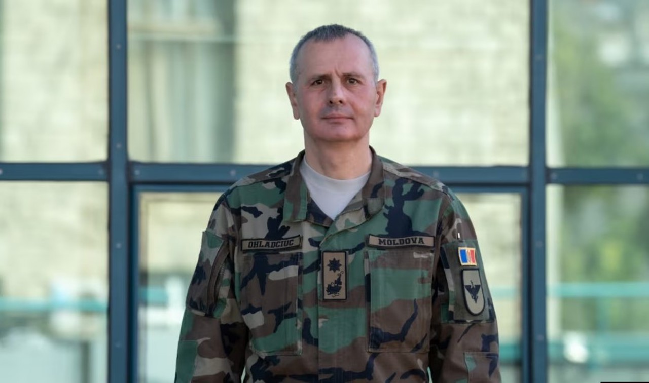 Chief of the General Staff of the National Army, dismissed by the Government. The president's decree follows