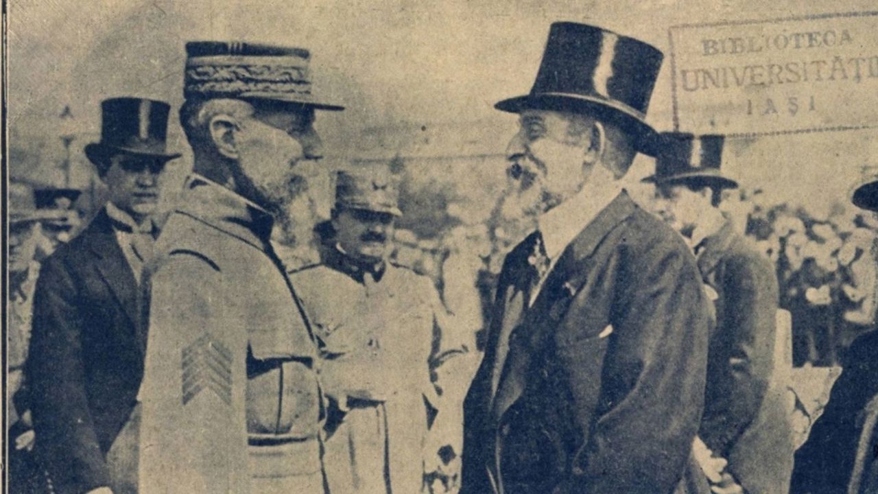 Revista presei interbelice: Regele Ferdinand, în frac, mănuși albe și joben, la Paris