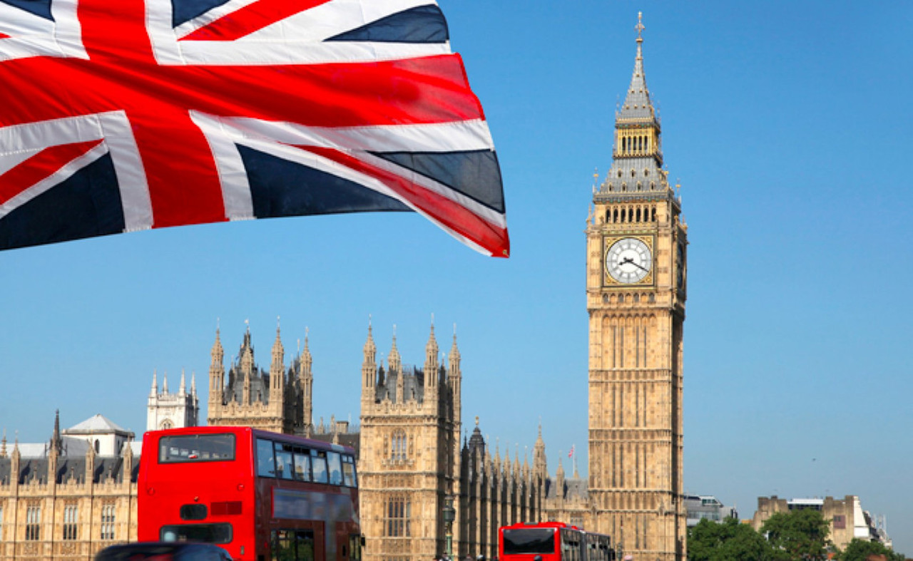 Britain has announced new sanctions against the Russian military and Kremlin elites