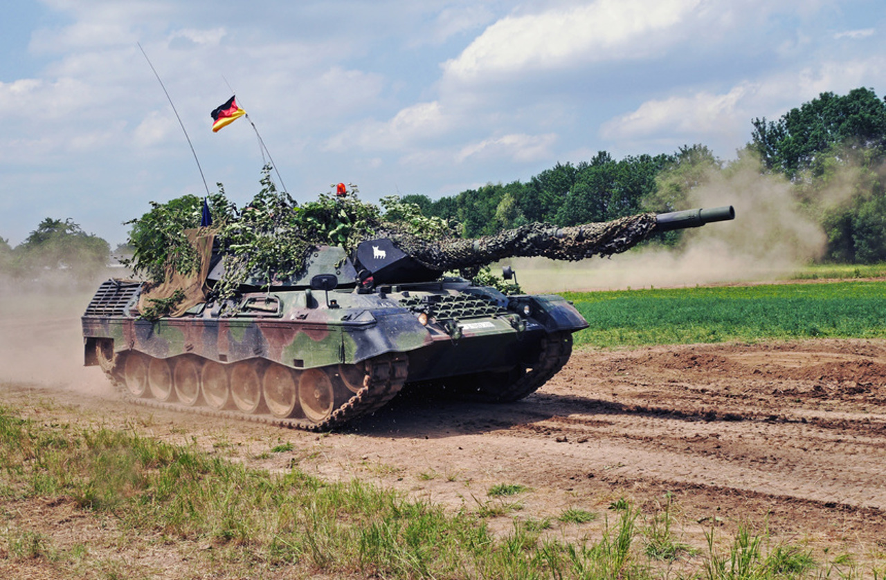 Ukraine receives first Leopard 1 tanks