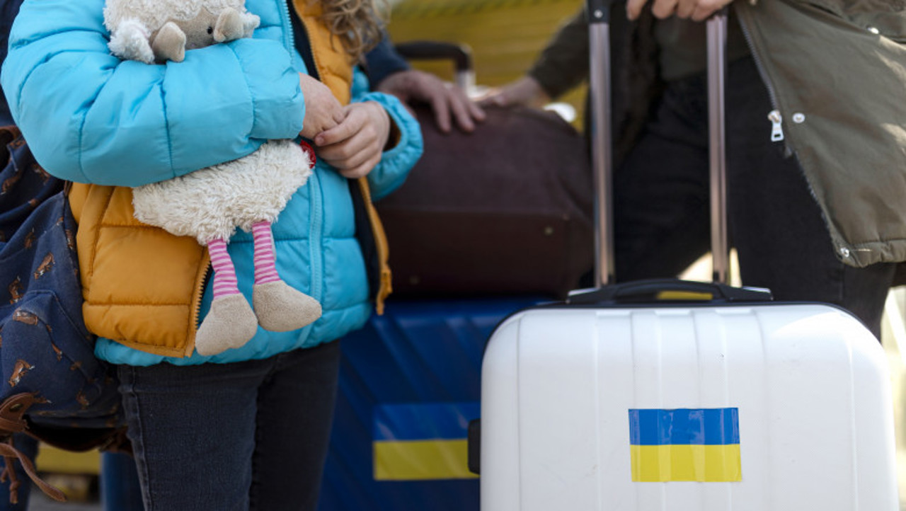 Peste 4.4 milioane de refugiați ucraineni au statut de protecție temporară în UE