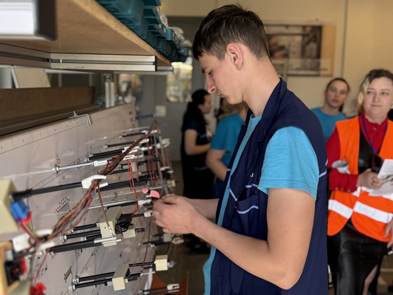 ANOFM employed over 16,000 people in the first nine months